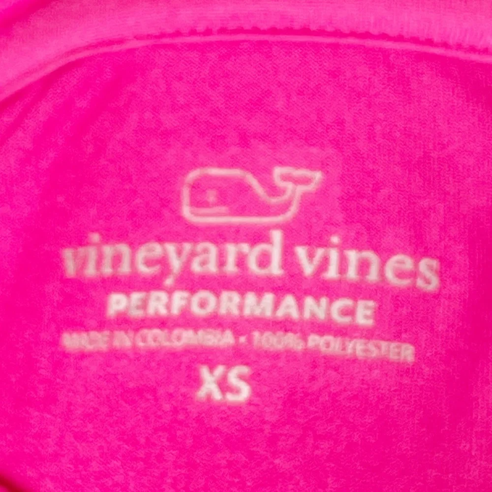 Vineyard Vines Performance Tee (S/XS) - Picture 9 of 9